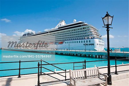 Cruise terminal in the Royal Naval Dockyard, Bermuda, Central America Cruise terminal in the Royal Naval Dockyard, Bermuda, Central America