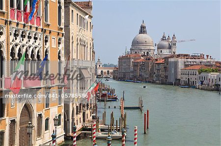 The Grand Canal and the domed Santa Maria Della Salute, Venice, UNESCO World Heritage Site, Veneto, Italy, Europe