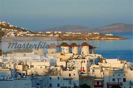 Cinq éoliennes (Kato Mili), vieux port, île de Mykonos ville, Chora, Mykonos, Cyclades, îles grecques, Grèce, Europe