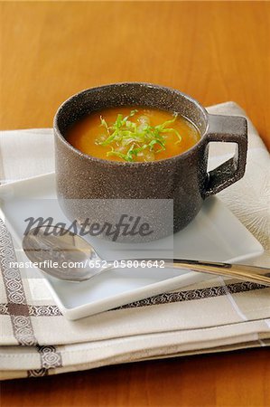 Soupe de potiron et céleri Soupe de potiron et céleri