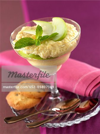 Green apple mousse