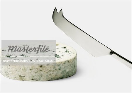 Blue cheese and knife