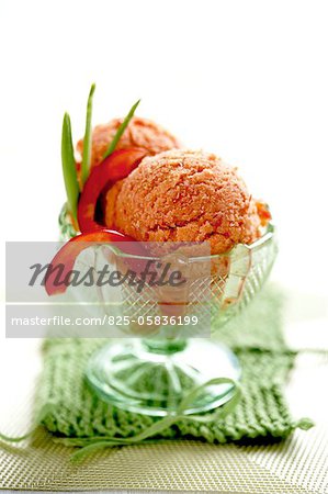 Crème glacée de poivron rouge