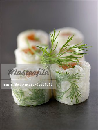 Salmon and dill makis