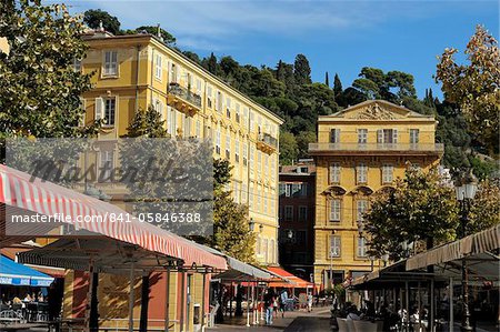 Place Charles Felix, Cours Saleya market and restaurant area, old town, Nice, Alpes Maritimes, Provence, Cote d'Azur, French Riviera, France, Europe