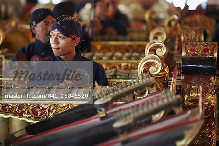 Members of gamelan performance inside Kraton (Palace of Sultans), Yogyakarta, Java, Indonesia, Southeast Asia, Asia