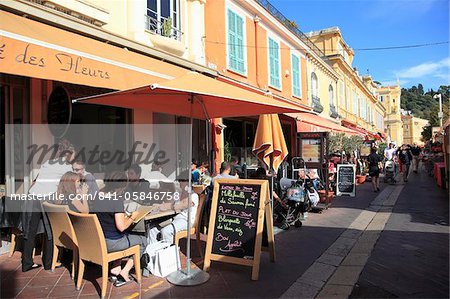 Café, Cours Saleya, vieille ville, Nice, Alpes Maritimes, Provence, Côte d'Azur, French Riviera, France, Europe