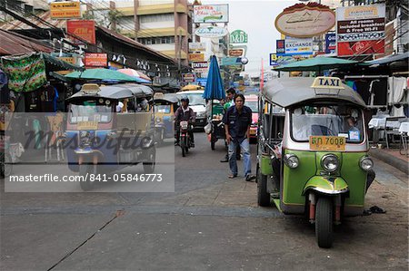 Tuk tuks, Khao San Road, budget backpacker haven, Banglamphu, Bangkok, Thailand,Southeast Asia, Asia