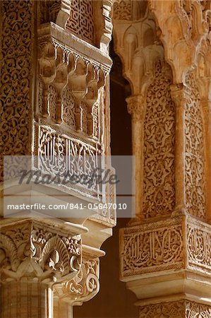 Nasriden Paläste Säulen, Alhambra, UNESCO Weltkulturerbe, Granada, Andalusien, Spanien, Europa