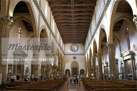 Nef et l'intérieur de la Basilique de Santa Croce, Florence, UNESCO World Heritage Site, Toscane, Italie, Europe