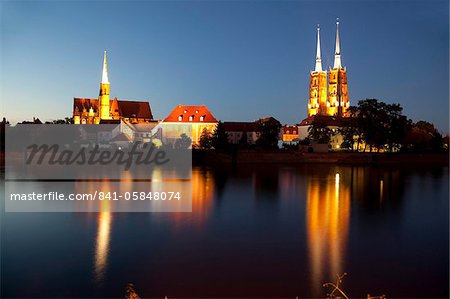 Kathedrale und Fluß Odra (Oder Fluß), Altstadt, Breslau, Schlesien, Polen, Europa