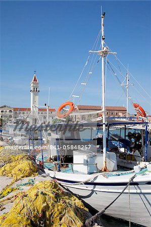Harbour and boats, Zakynthos Town, Zakynthos, Ionian Islands, Greek Islands, Greece, Europe