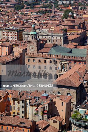 View from the Two Towers of Piazza di Porta Ravegnana, Bologna, Emilia Romagna, Italy, Europe