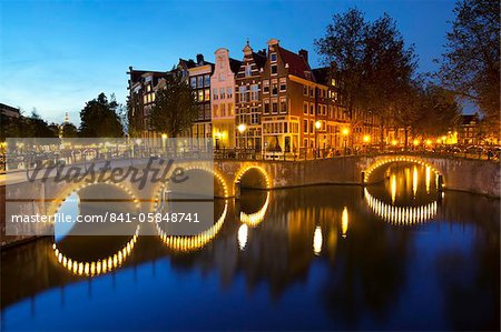 Keizersgracht à nuit, Amsterdam, Hollande-septentrionale, Pays-Bas, Europe