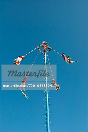 Danza de los Voladores de Papantla, Tulum, Quintana Roo, Mexique