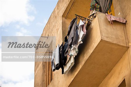 Blanchisserie sur le balcon, le Caire, Egypte