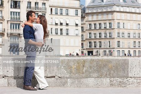 Couple kissing each other, Paris, Ile-de-France, France