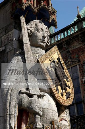 Statue of Roland, market square, UNESCO World Heritage Site, Bremen, Germany, Europe