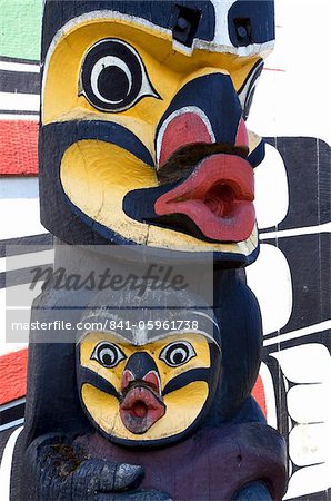 Totem Pole, Thunderbird Park, Victoria, Vancouver Island, British Columbia, Canada, North America