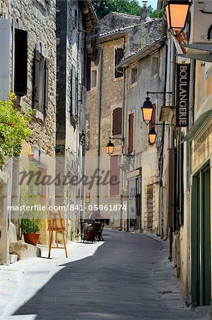 Traditional old stone houses, Les Plus Beaux Villages de France, Menerbes, Provence, France, Europe