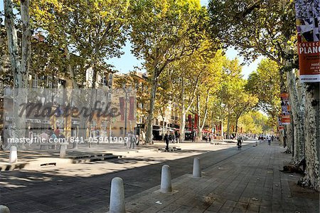 Cours Mirabeau and Rue Paul Doumer, Aix-en-Provence, Bouches-du-Rhone, Provence, France, Europe