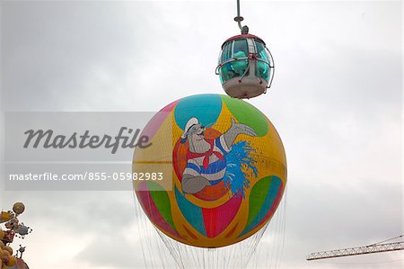 Cable car and helium balloon at Ocean Park, Hong Kong