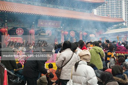 Crowded with worshippers in Chinese new year at Wong Tai Sin temple, Hong Kong