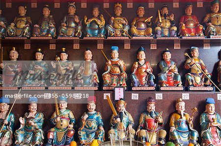 Statuen von Tai Sui Tsing Shan-Tempel, neue Territorien, Hong Kong