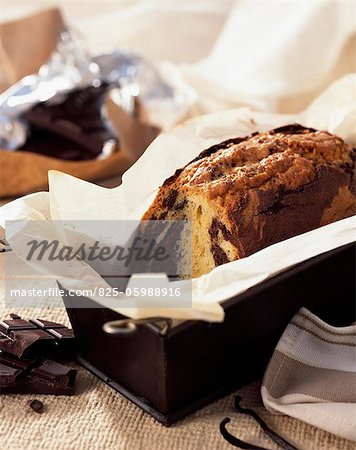 Marmorierte Schokolade und Mandel-Brot Kuchen