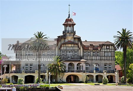 The Club de Regatas La Marina, established in 1876, is situated in a fine building on the Parana Delta.