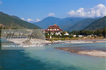 Punakha Dzong, wurde am Zusammenfluss der beiden Flüsse, die königliche Hochzeit der fünfte König von Bhutan.