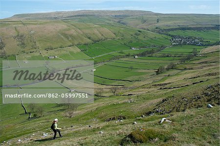 A walk from Kettlewell in Wharfedale to Arnecliffe in Littondale and back, Yorkshire Dales
