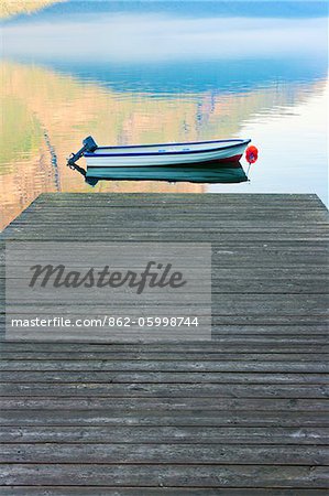 Norway, Western Fjords, Aurland Fjord, Boat at end of jetty