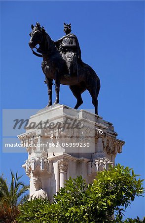 Spain, Andalusia, Seville; Monument in one of the central squares of the old quarter