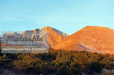 North America, USA, United States of America, Colorado, Rocky Mountain National Park, view of Longs Peak at sunrise,