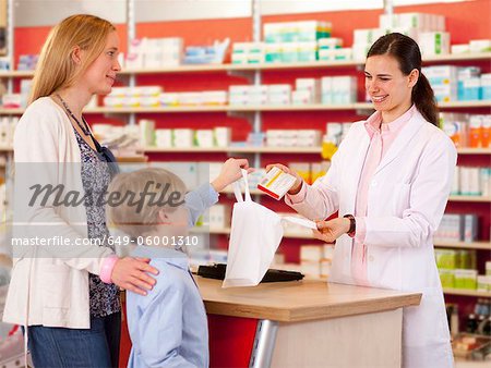 Prescription de remplissage du pharmacien en magasin