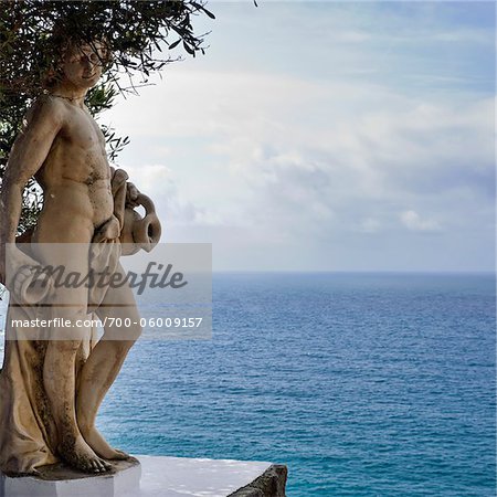 Statue au parc Thermal, Ischia, Campanie, Italie