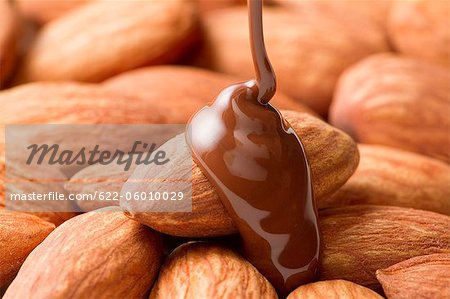 Amandes et chocolat Amandes et chocolat