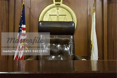 Richter Stuhl vor Gericht