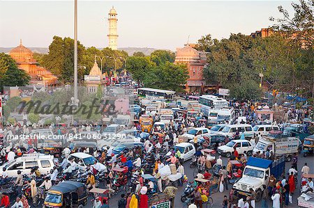 Traffic congestion and street life in the city of Jaipur, Rajasthan, India, Asia Traffic congestion and street life in the city of Jaipur, Rajasthan, India, Asia