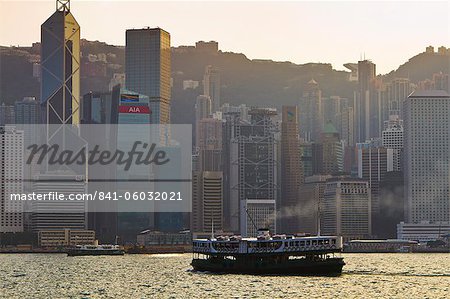 Star Ferry crossing Victoria Harbour towards Hong Kong Island, Hong Kong, China, Asia
