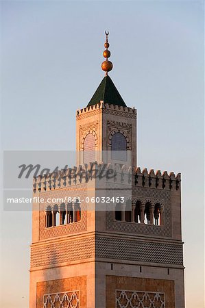Grande mosquée (mosquée Ezzitouna) minaret, Tunis, Tunisie, l'Afrique du Nord, Afrique