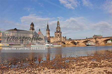 Cruise ships in on the River Elbe, Dresden, Saxony, German, Europe