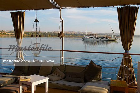 Cruise on the River Nile between Luxor and Aswan with Dahabieh type of boat, the Lazuli, Egypt, North Africa, Africa