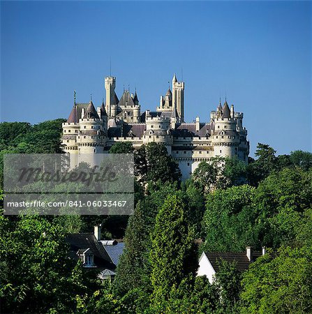 The medieval chateau, Pierrefonds, Picardy, France, Europe