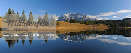 Wildensee with Karwendel Mountains in Autumn, Mittenwald, Garmisch-Partenkirchen, Upper Bavaria, Bavaria, Germany