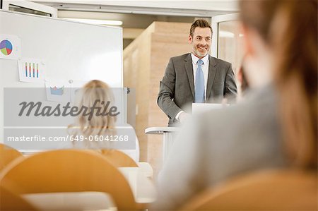 Séminaire hébergement d'homme d'affaires au bureau