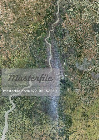 Satellitenbild von Kalkutta, Indien, True Color. Kalkutta, Indien. Echtfarben-Satellitenbild der Stadt Kalkutta, am 17. November 2000, mit LANDSAT 7 Daten aufgenommen.