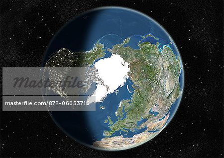 Monde centré sur le pôle Nord, True Image Satellite en couleurs. Image satellite de véritable couleur de la terre centrée sur le pôle Nord, pendant le solstice d'été à 6 heures GMT. Cette image dans une projection orthographique a été compilée à partir de données acquises par les satellites LANDSAT 5 & 7.