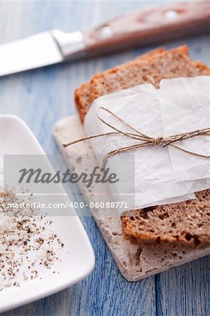 wholemeal bread with salt and pepper